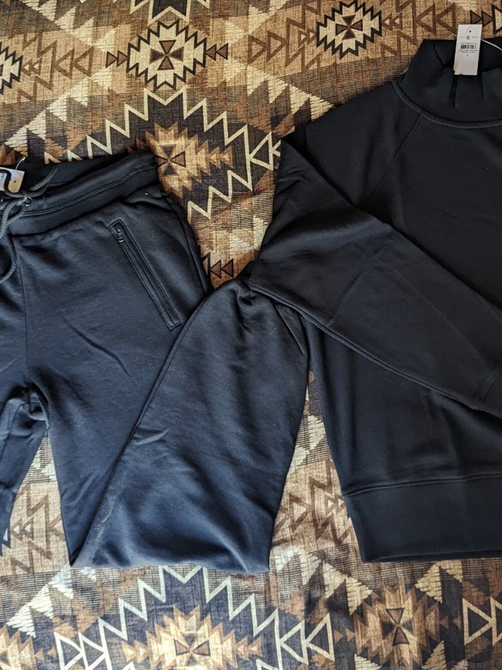 Lou & Grey Sweater and Pants Set